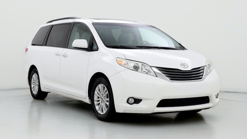 2014 Toyota Sienna XLE Hero Image