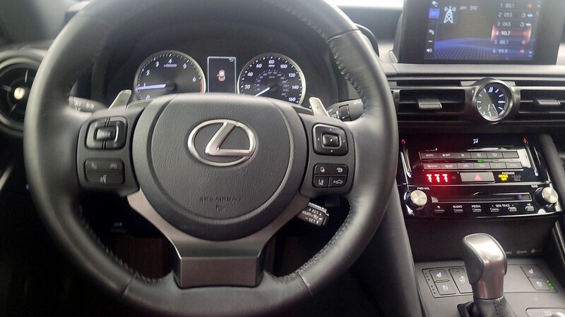 2023 Lexus IS 300 10