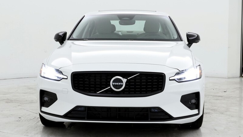 2023 Volvo S60 B5 Plus 5