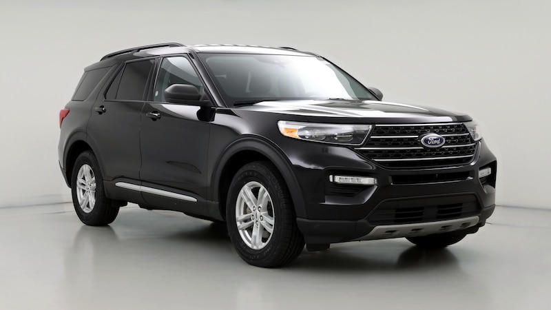 2023 Ford Explorer XLT Hero Image