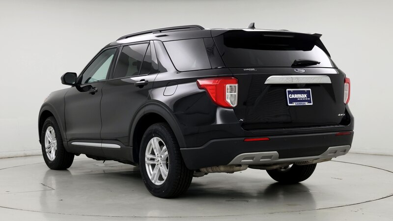 2023 Ford Explorer XLT 2