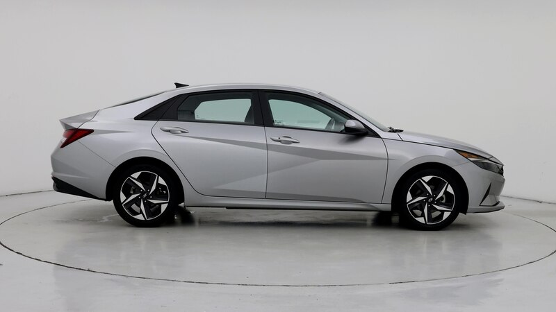 2023 Hyundai Elantra SEL 7