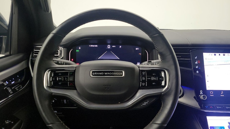 2023 Jeep Grand Wagoneer  10
