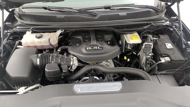 2023 Jeep Grand Wagoneer  25