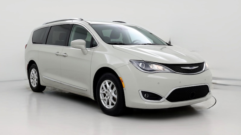 2020 Chrysler Pacifica Touring L Hero Image