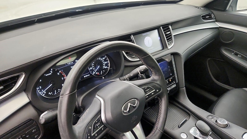 2019 INFINITI QX50 Luxe 9