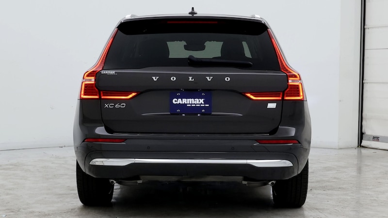 2022 Volvo XC60 Recharge Core 6