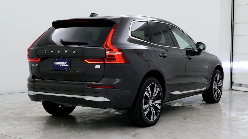 2022 Volvo XC60 Recharge Core 8