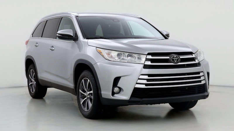 2019 Toyota Highlander XLE Hero Image