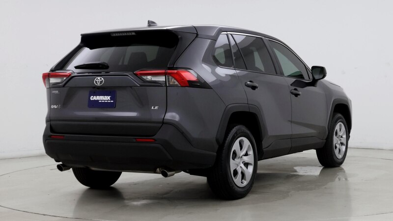 2024 Toyota RAV4 LE 8