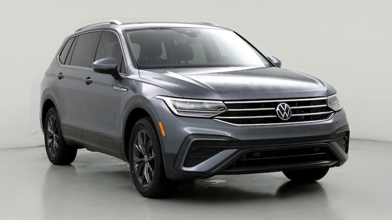 2022 Volkswagen Tiguan SE Hero Image