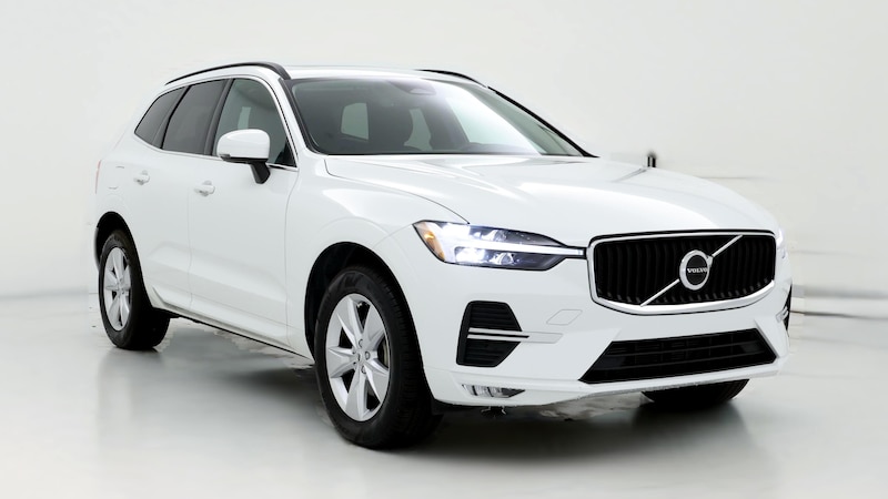 2022 Volvo XC60 B5 Momentum Hero Image