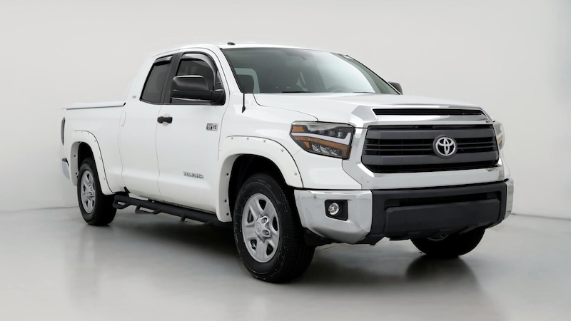 2015 Toyota Tundra SR5 Hero Image