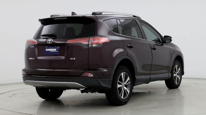 2017 Toyota RAV4 XLE 8