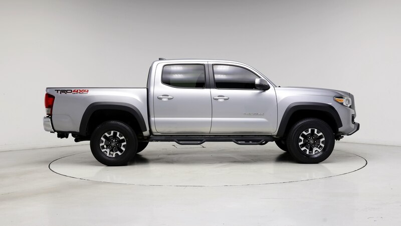 2017 Toyota Tacoma TRD Off-Road 7