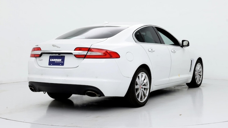 2015 Jaguar XF Premium 8