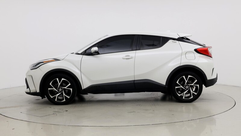 2021 Toyota C-HR XLE 3