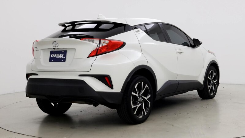 2021 Toyota C-HR XLE 8