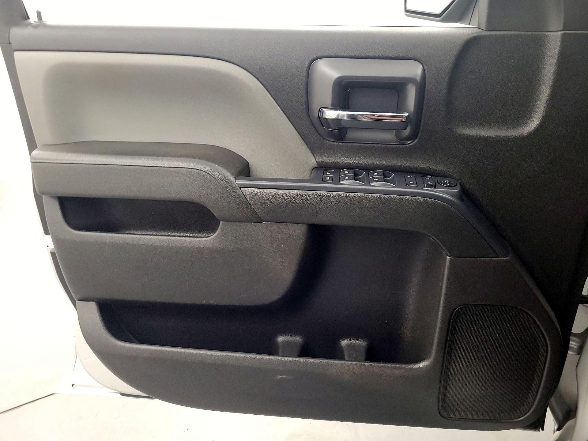 Thumbnail: 2016 Chevrolet Silverado 1500 - 12