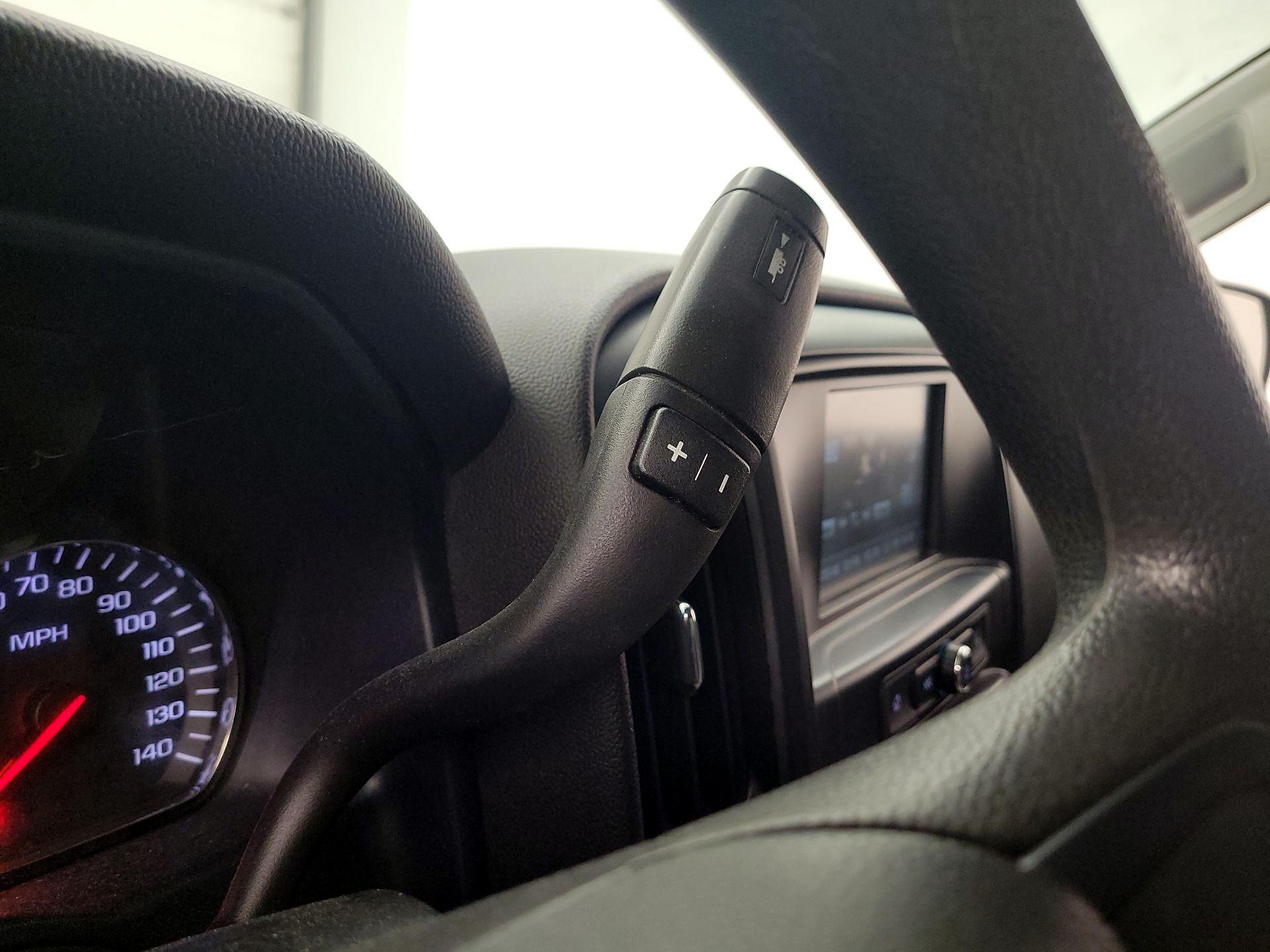 Thumbnail: 2016 Chevrolet Silverado 1500 - 16
