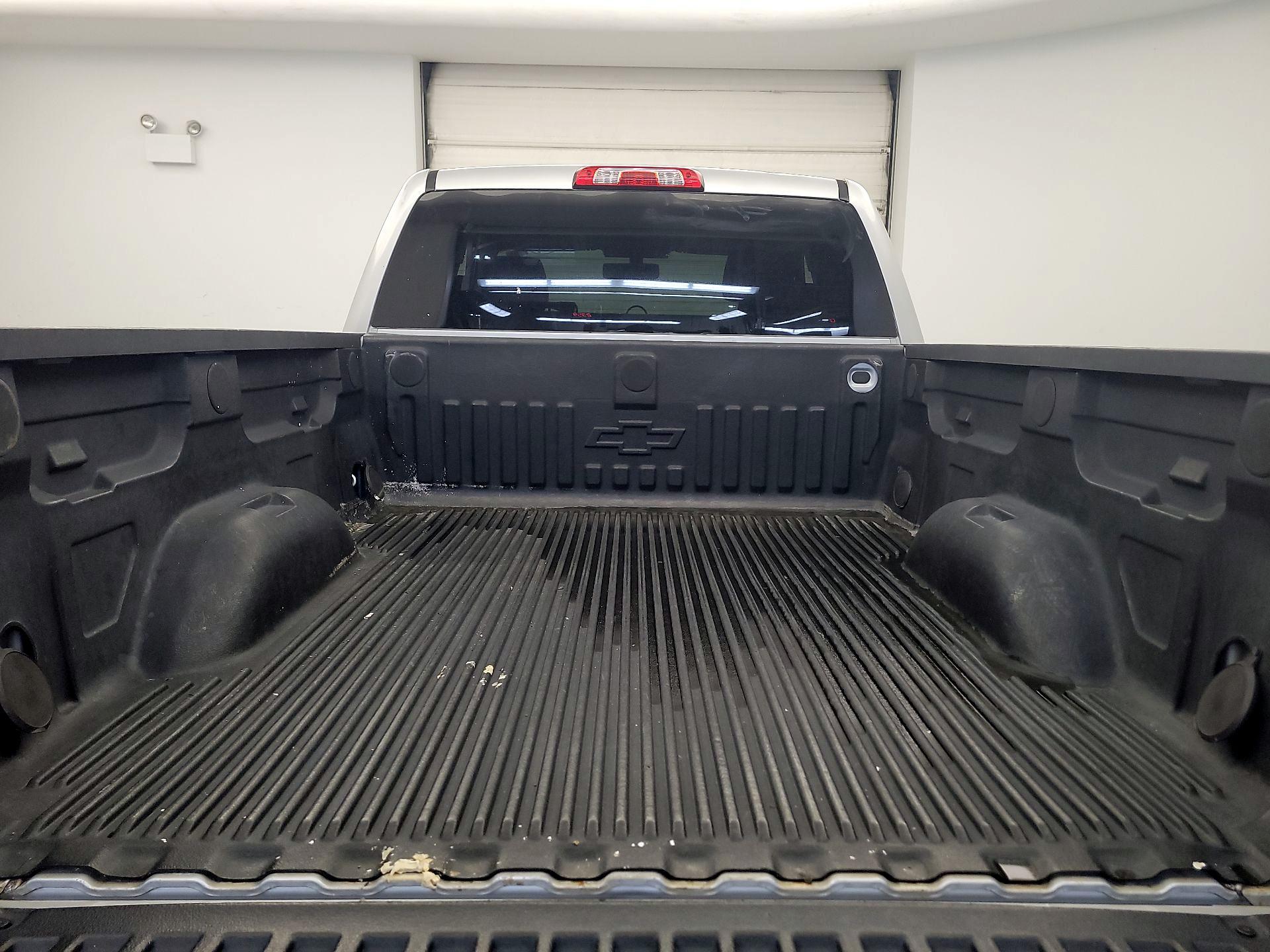 Thumbnail: 2016 Chevrolet Silverado 1500 - 18