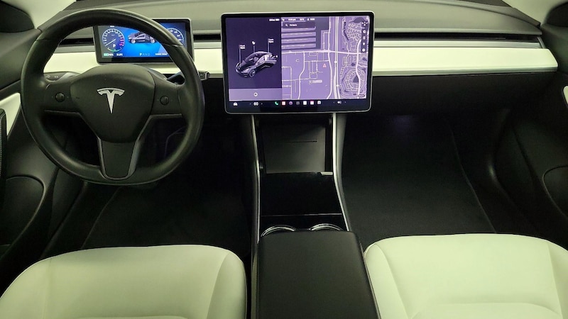 2018 Tesla Model 3 Long Range 9