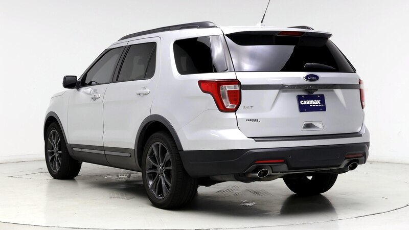 2018 Ford Explorer XLT 2