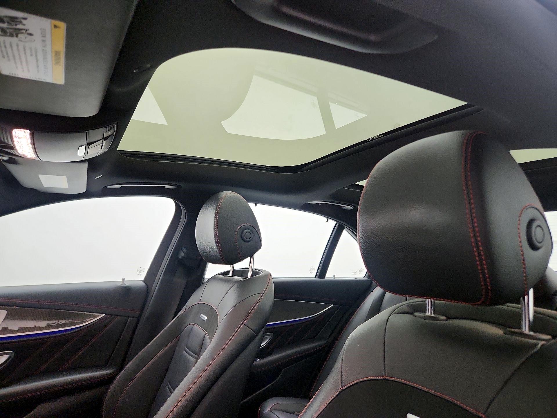 Thumbnail: 2020 Mercedes-Benz E-Class - 19