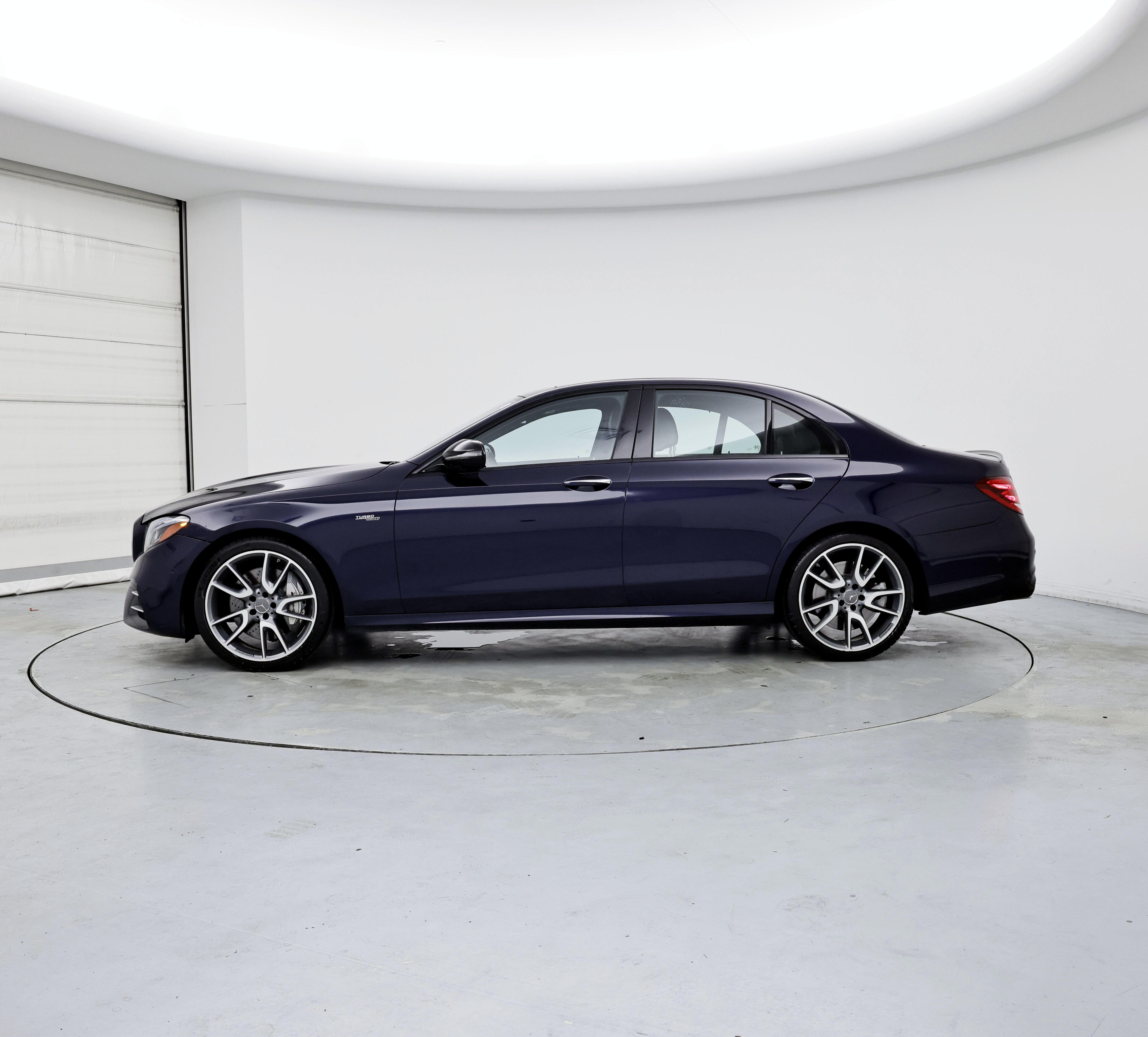 Thumbnail: 2020 Mercedes-Benz E-Class - 3