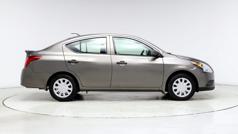 2016 Nissan Versa S Plus 7