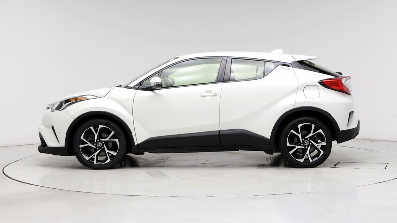 2019 Toyota C-HR XLE 3