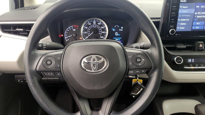 2022 Toyota Corolla LE 10