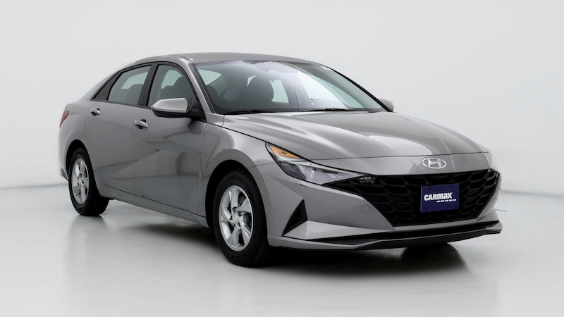 2023 Hyundai Elantra SE Hero Image