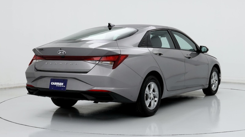 2023 Hyundai Elantra SE 8