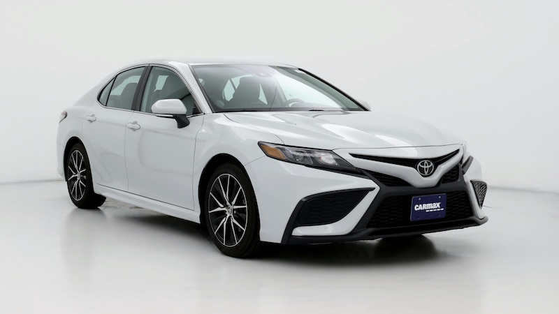 2023 Toyota Camry SE Hero Image