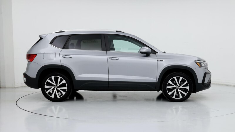 2022 Volkswagen Taos SE 7