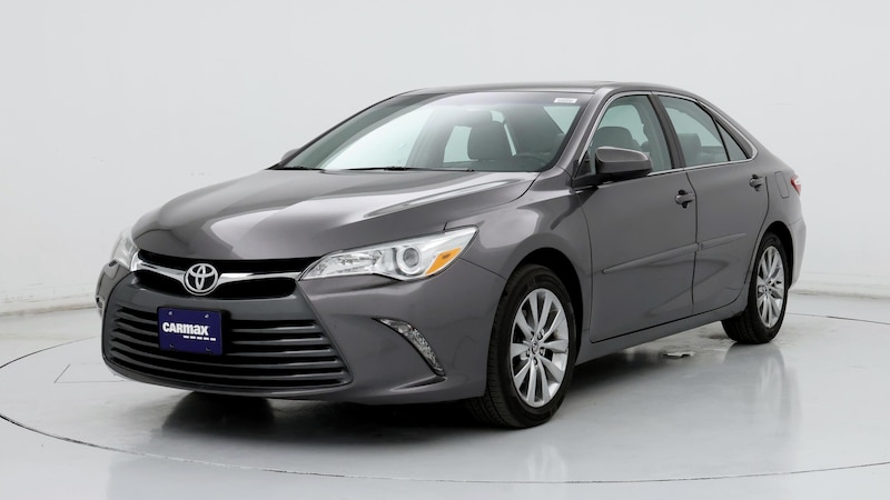 2016 Toyota Camry XLE 4