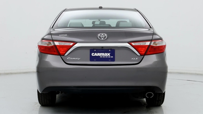 2016 Toyota Camry XLE 6