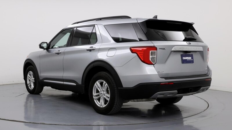 2022 Ford Explorer XLT 2