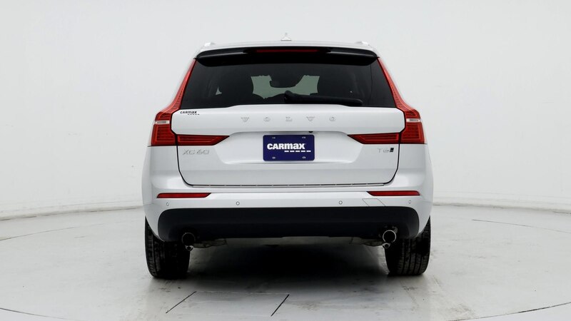 2021 Volvo XC60 T5 Momentum 6