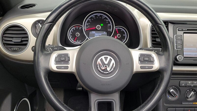 2014 Volkswagen Beetle  10