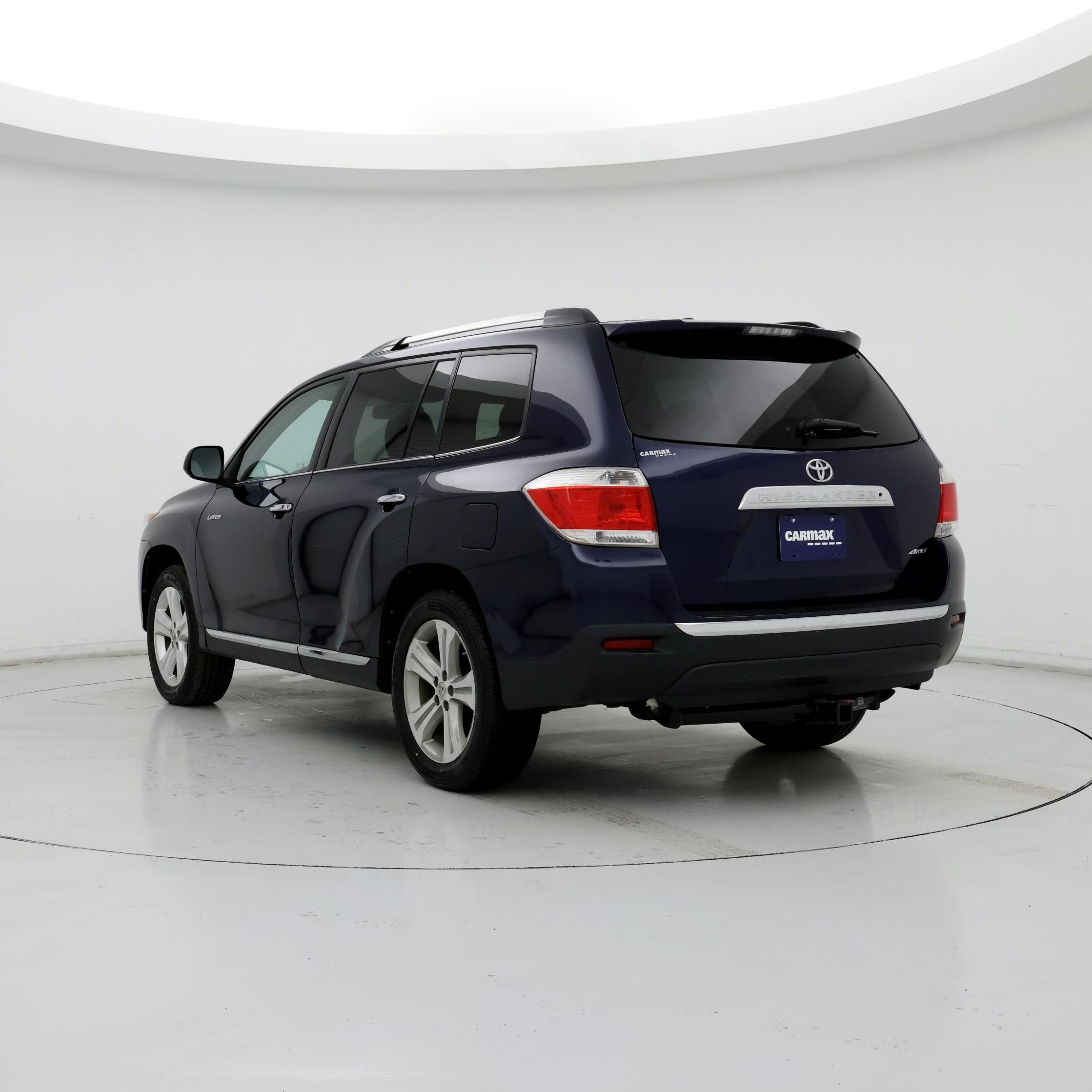 Thumbnail: 2013 Toyota Highlander - 2