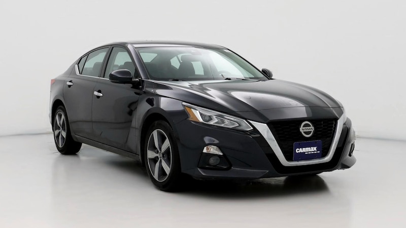 2020 Nissan Altima SL Hero Image