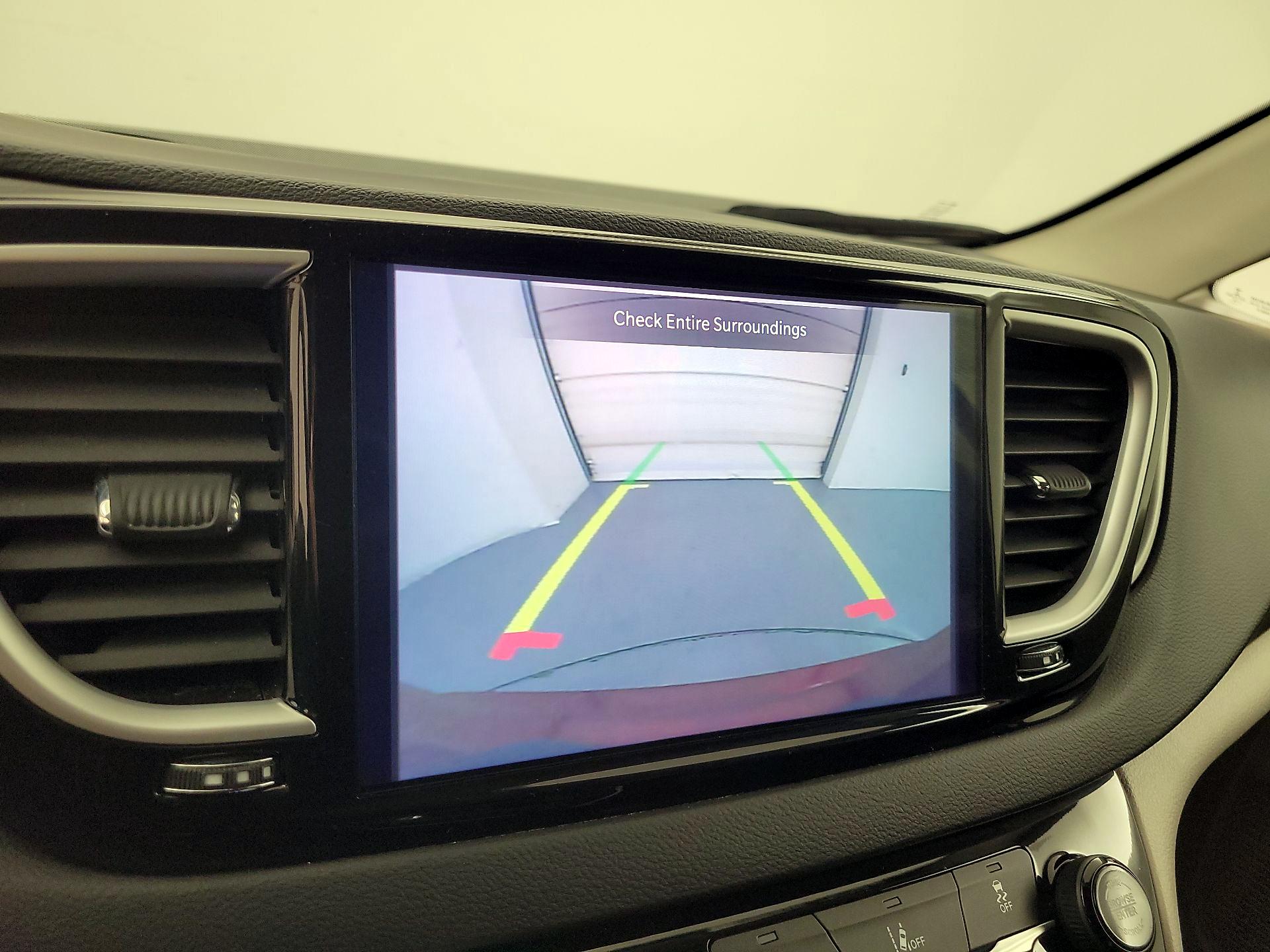 Thumbnail: 2022 Chrysler Pacifica - 14