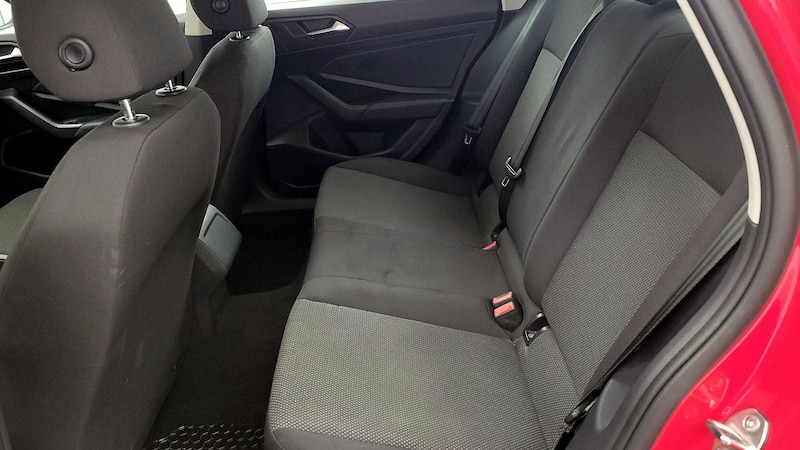 2019 Volkswagen Jetta S 19