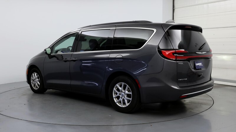 2022 Chrysler Pacifica Touring L 2