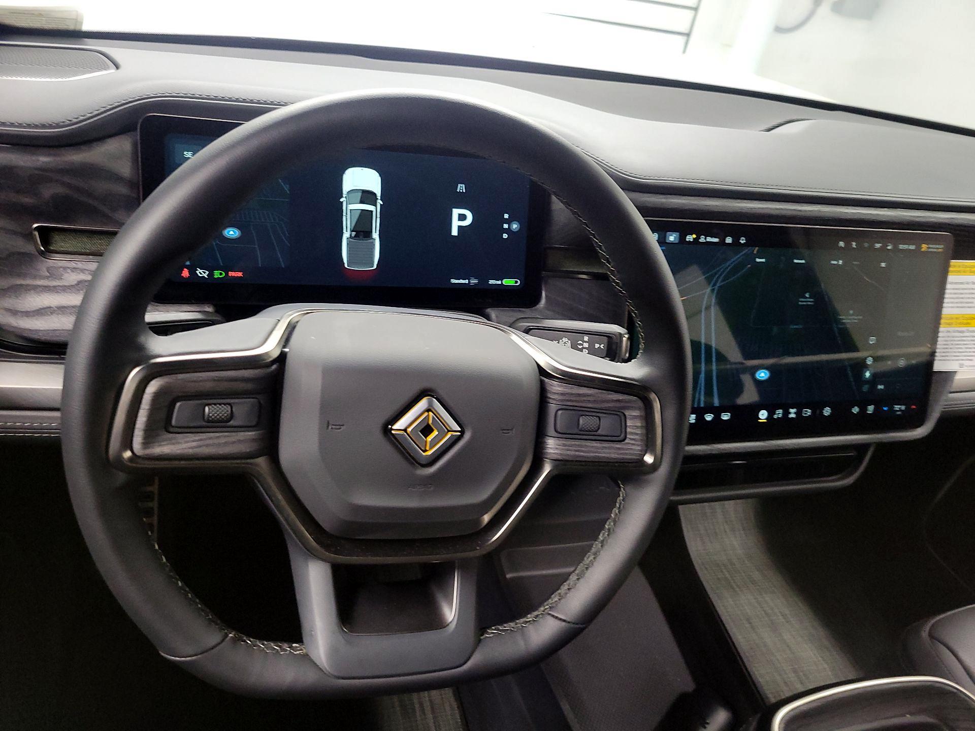 Thumbnail: 2022 Rivian R1T - 10