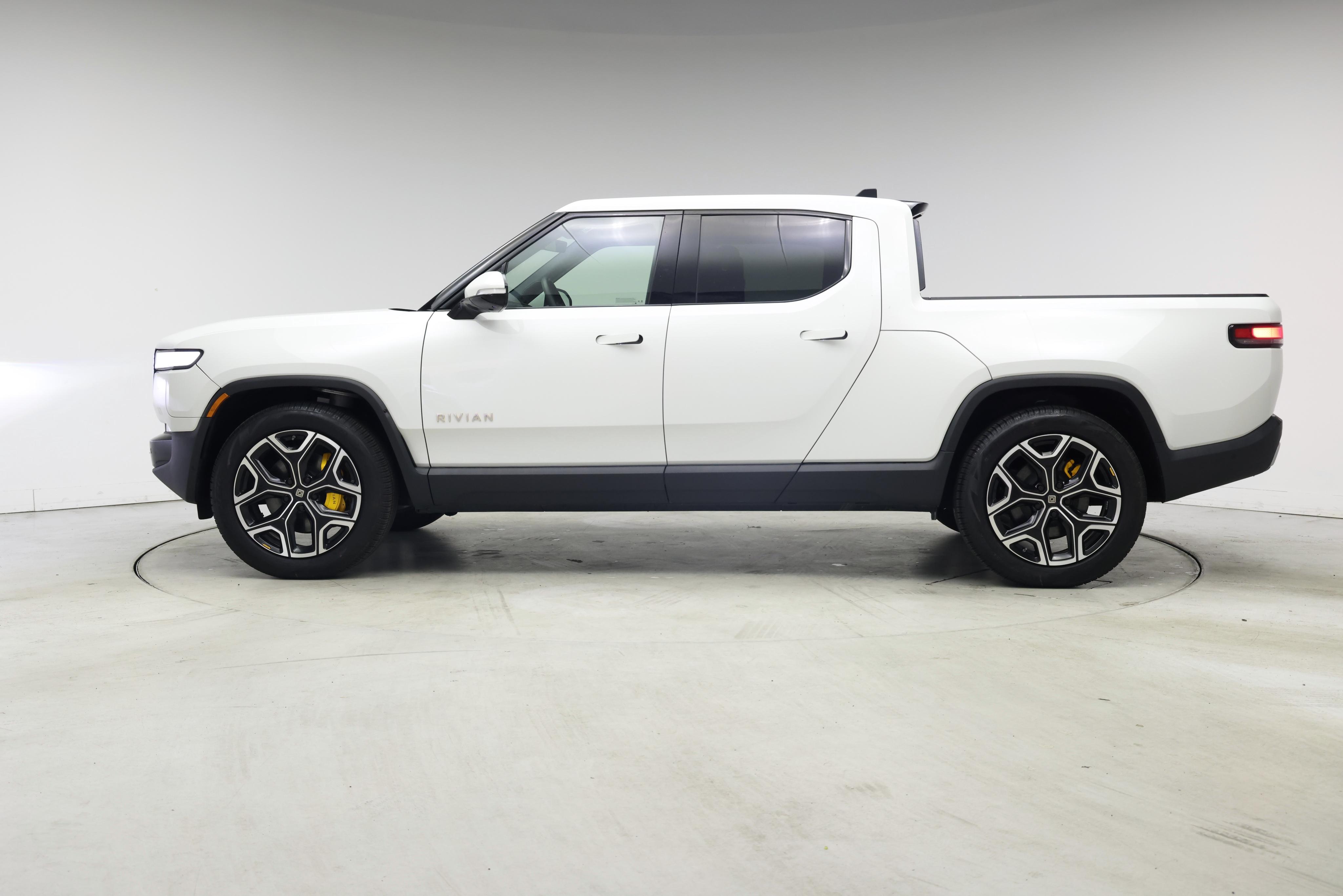 Thumbnail: 2022 Rivian R1T - 3