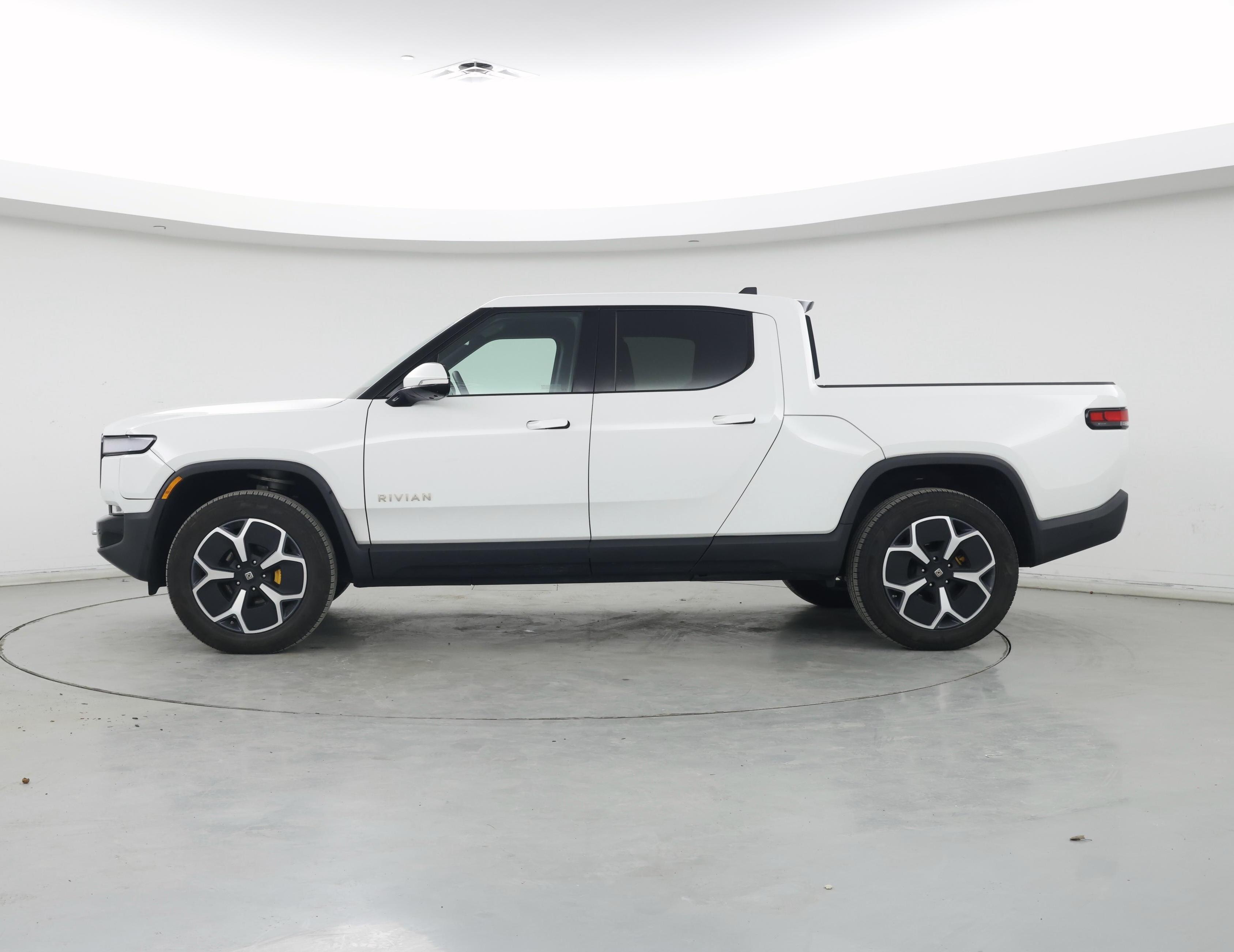 Thumbnail: 2022 Rivian R1T - 3
