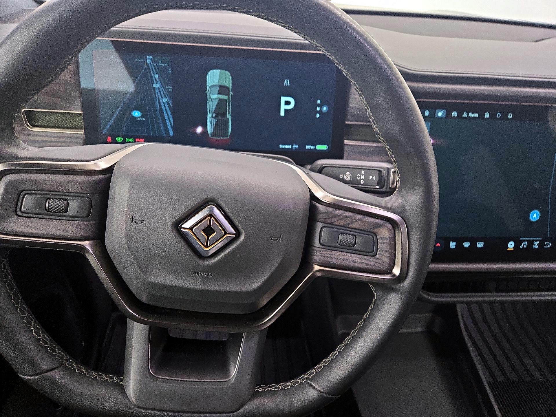 Thumbnail: 2022 Rivian R1T - 10